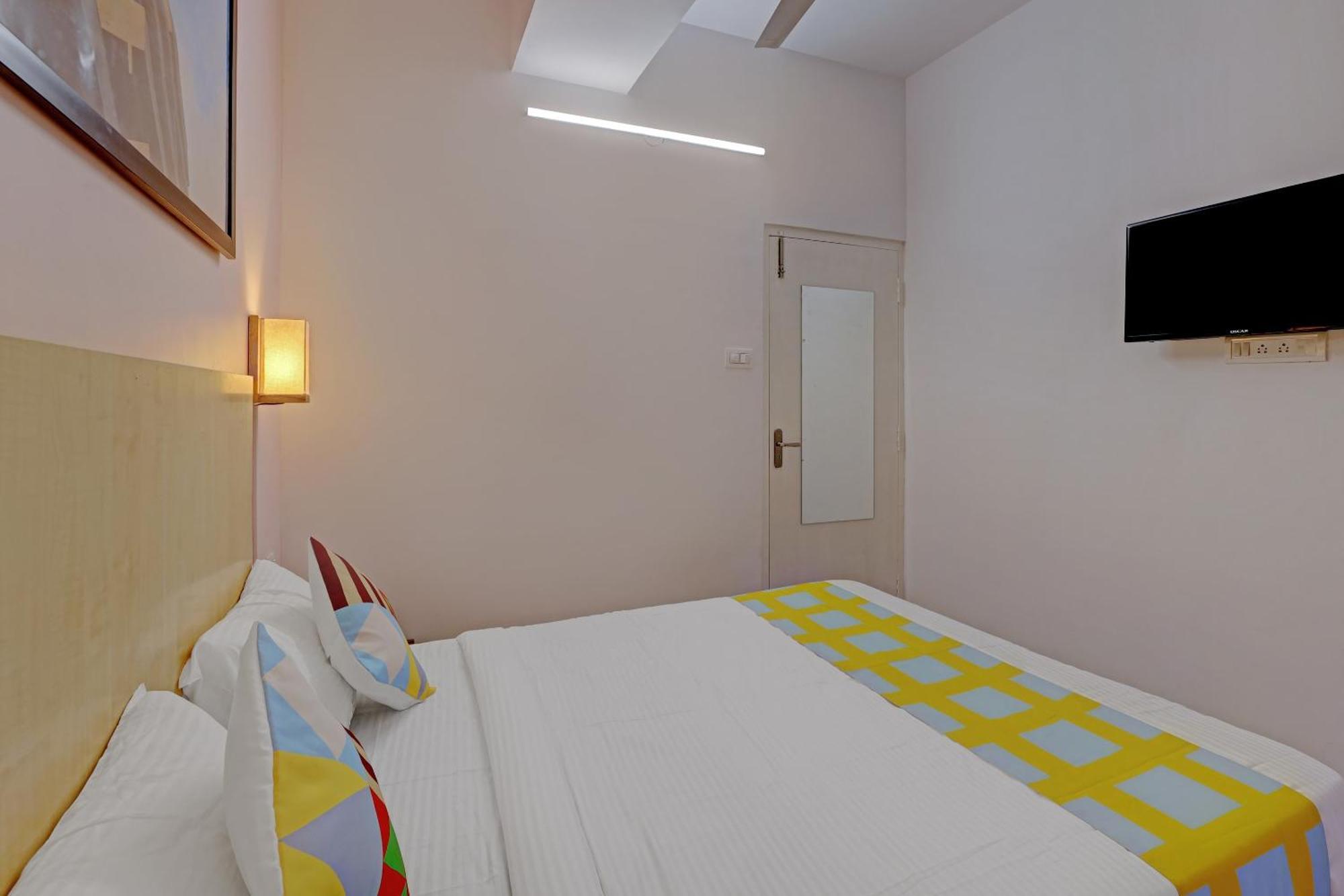OYO 44035 Compact Studio KR Puram Bangalore Exterior foto